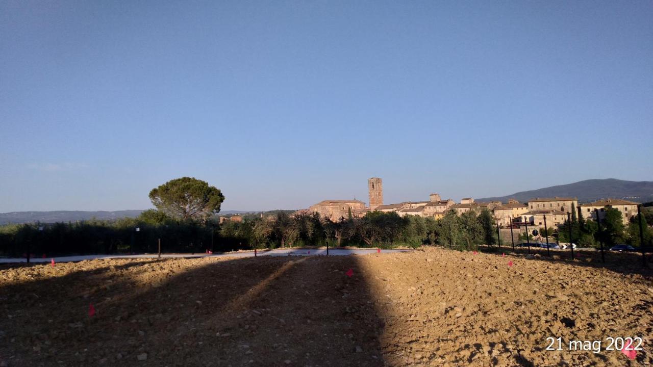 Dietro Le Mura Colle Val D'Elsa Luaran gambar